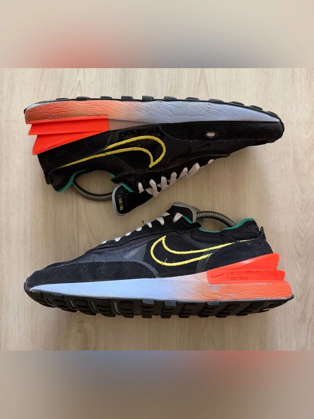 Nike waffle one